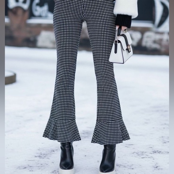DESIGN LAB by LORD & TAYLOR Black & White Gingham Checkered Flare Cropped Pants - Picture 12 of 12